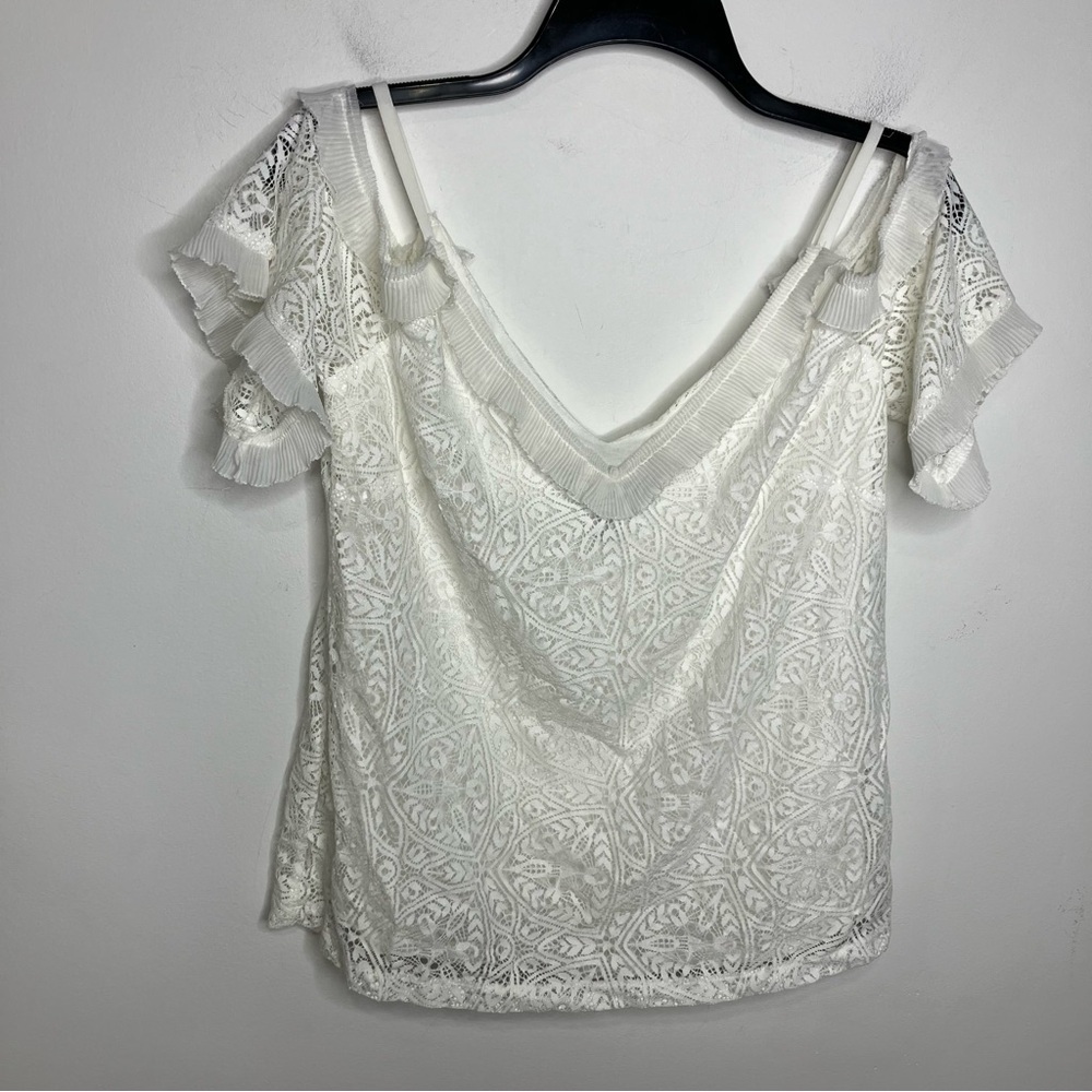 White House Black Market white Lace cold shoulder‎ blouse women's size XS